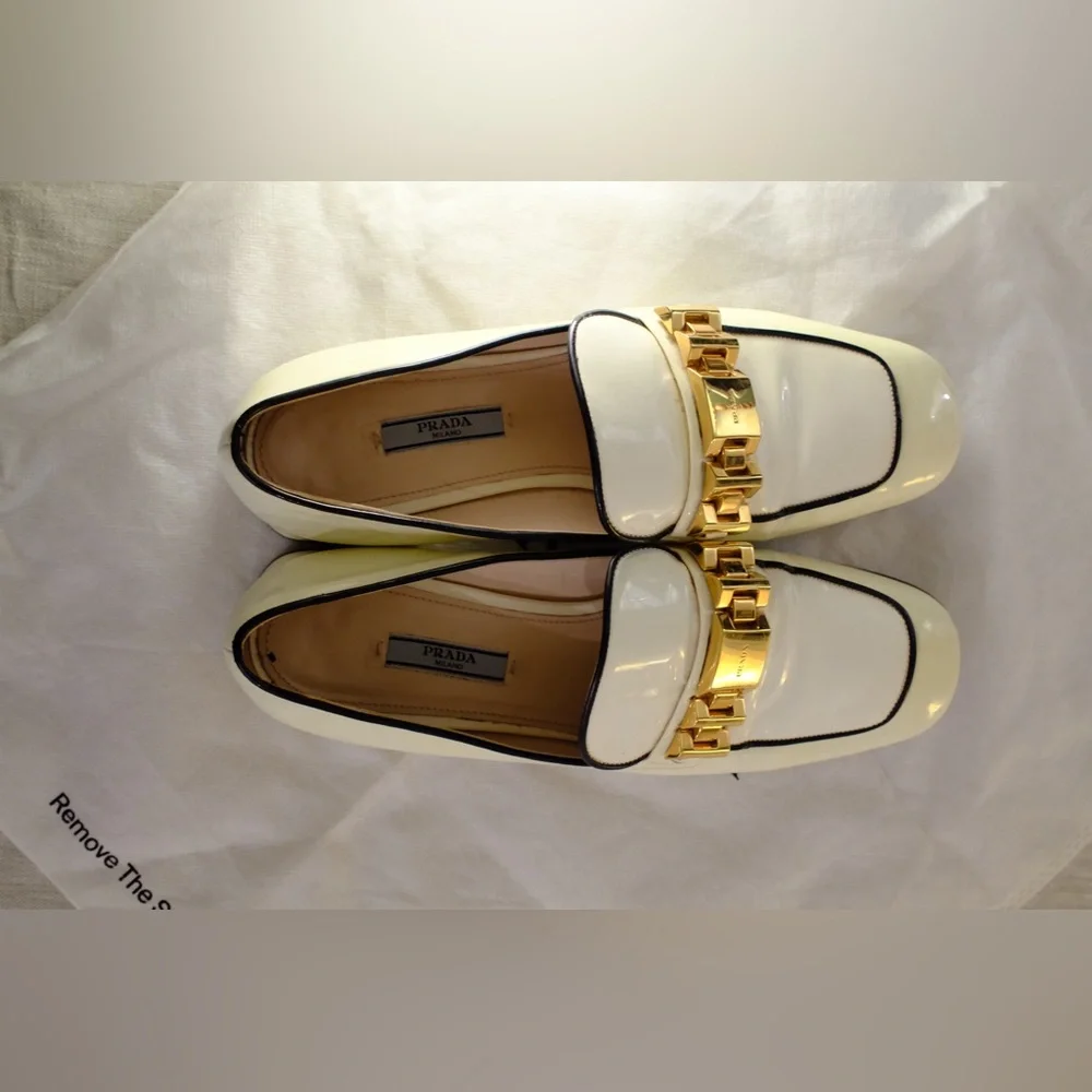 Charming Prada Vintage Patent Leather Loafers - Picture 11 of 13